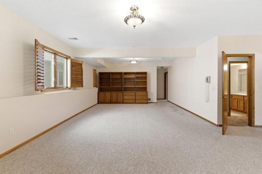 11204 Virginia Road, Minneapolis, MN 55438