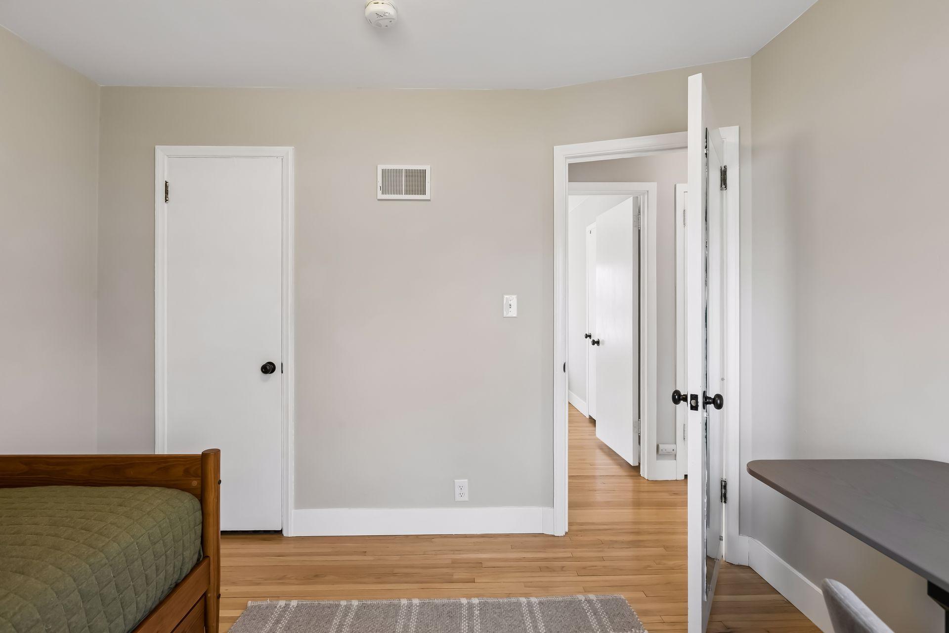 5936 Newton Avenue South - Spacecrafting - 0016.jpg