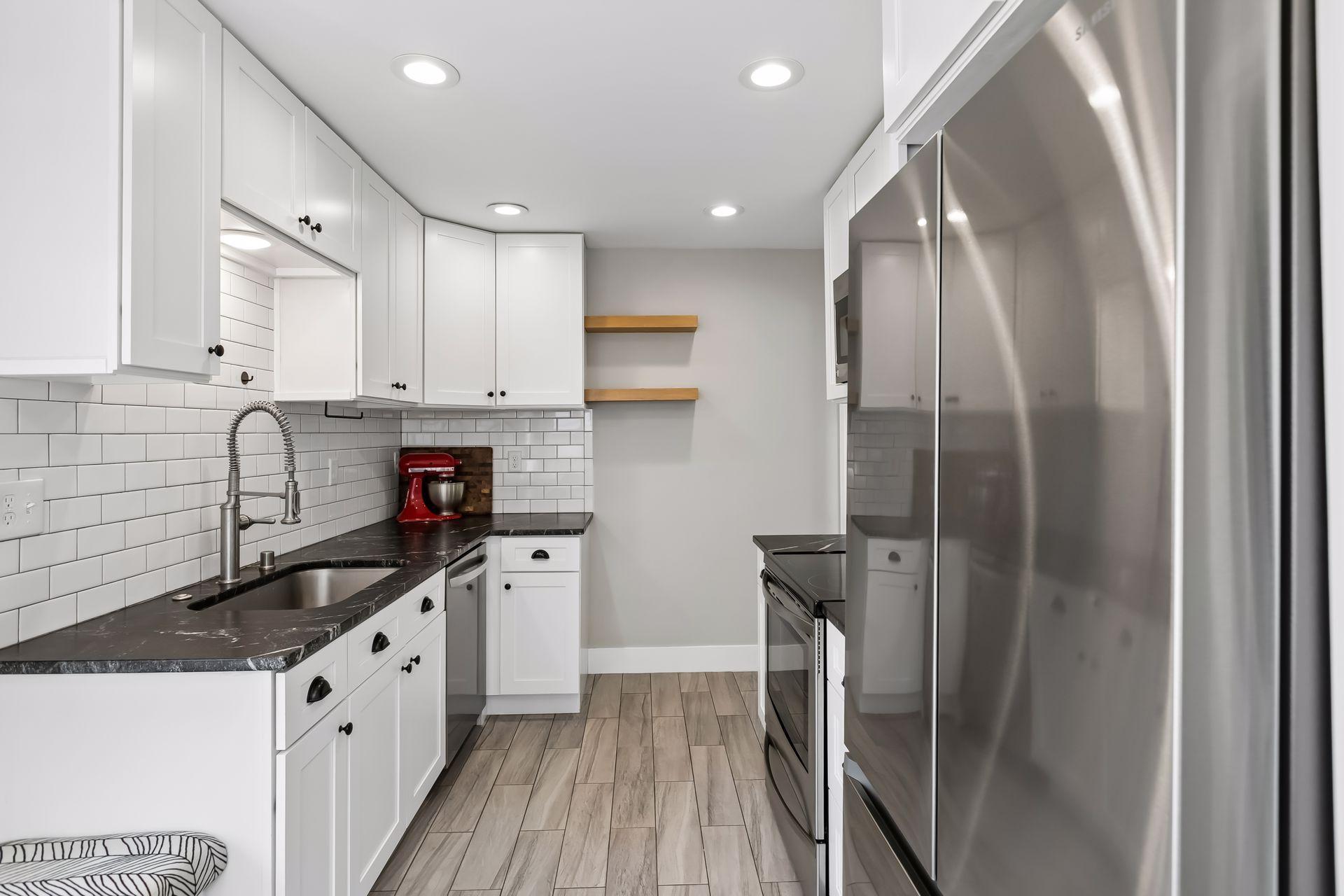 5936 Newton Avenue South - Spacecrafting - 0013.jpg