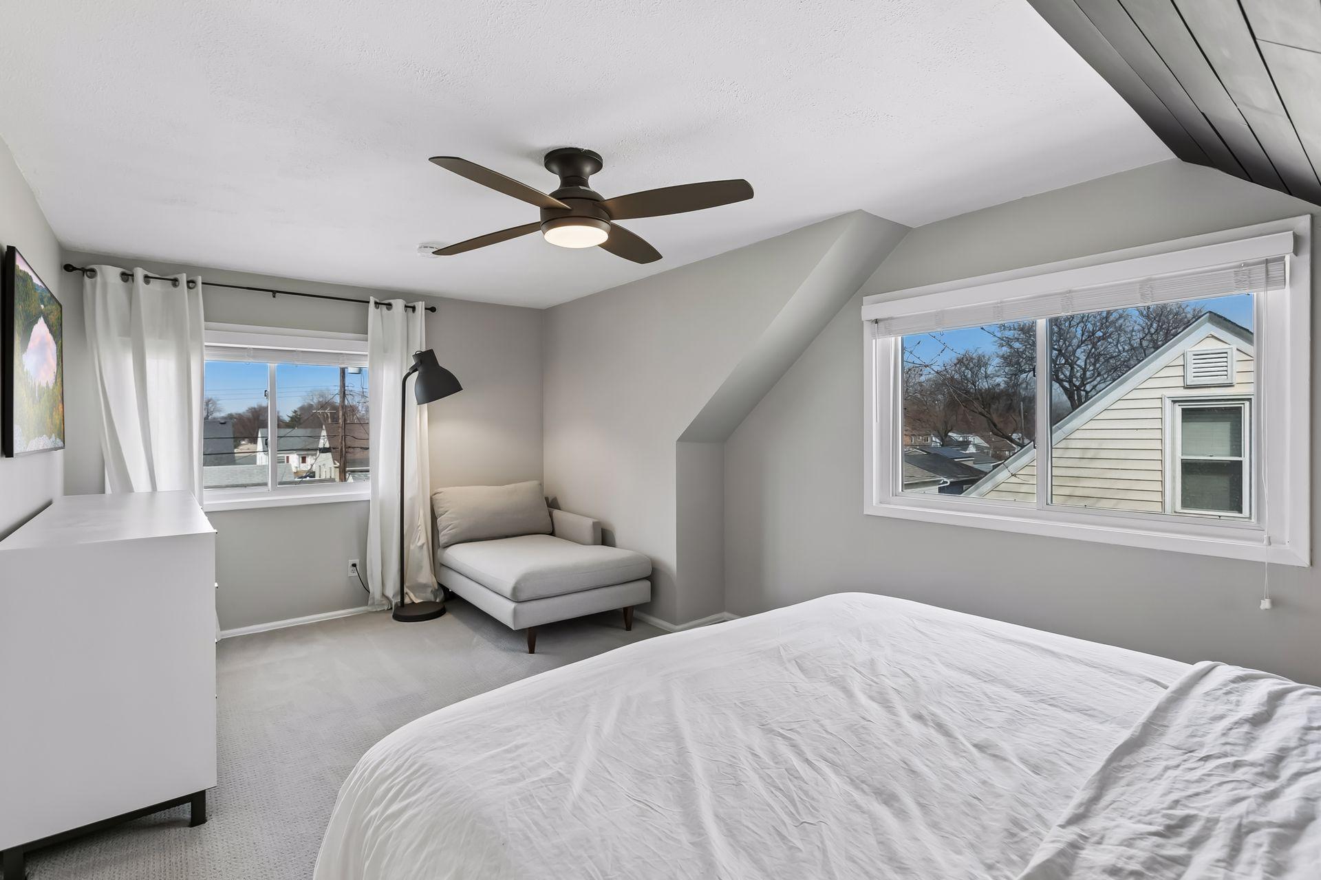 5936 Newton Avenue South - Spacecrafting - 0023.jpg