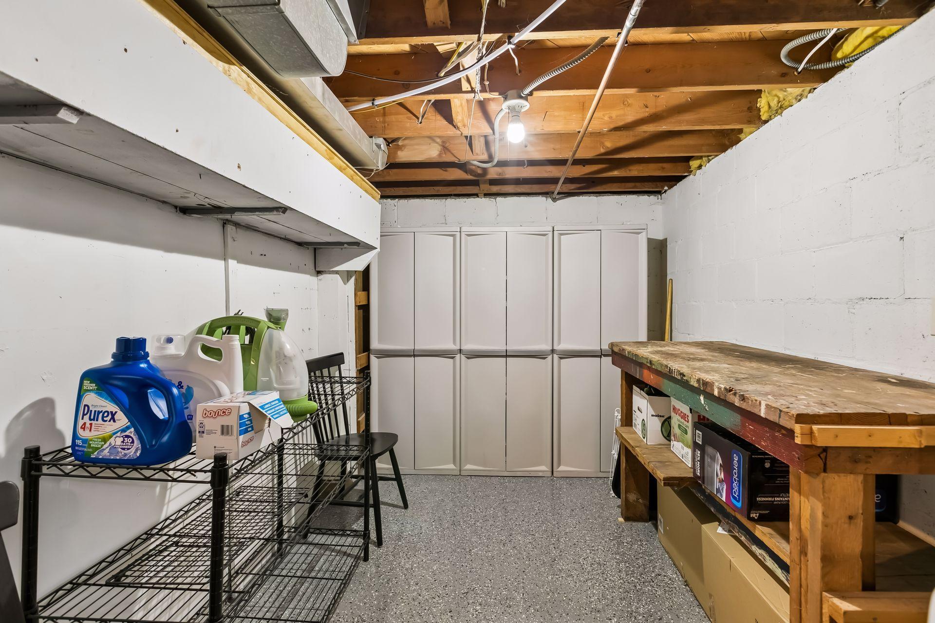 5936 Newton Avenue South - Spacecrafting - 0032.jpg