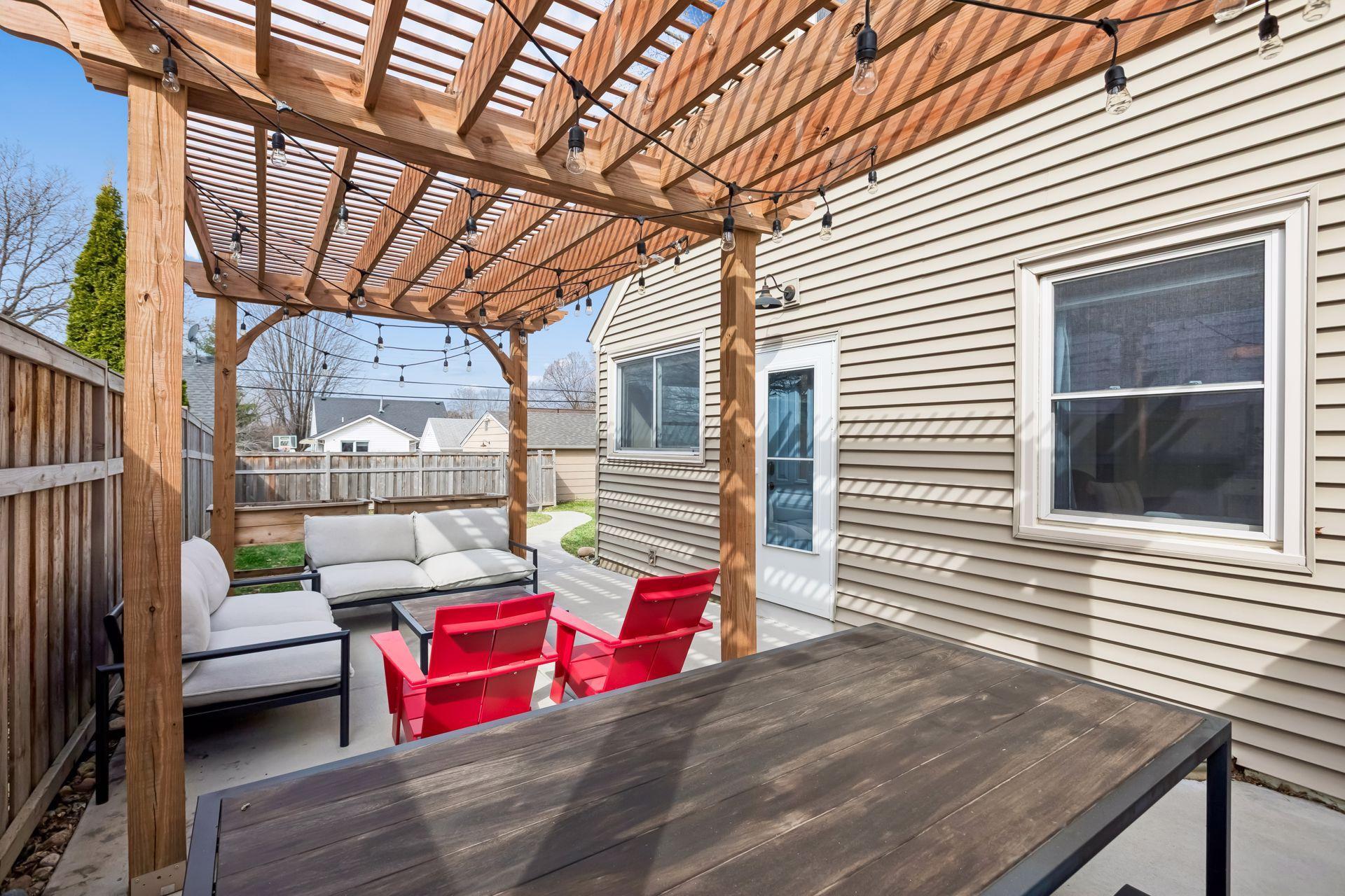 5936 Newton Avenue South - Spacecrafting - 0038.jpg