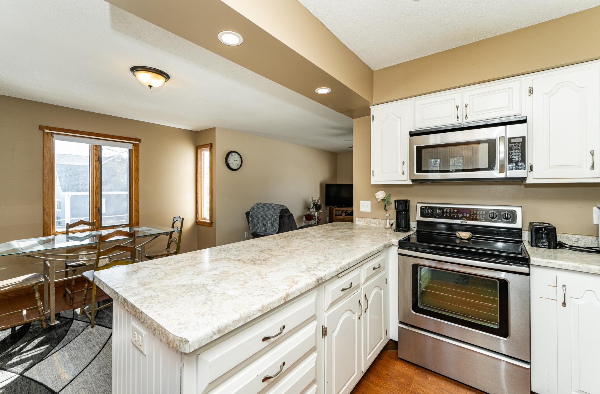 Kitchen 3.jpg