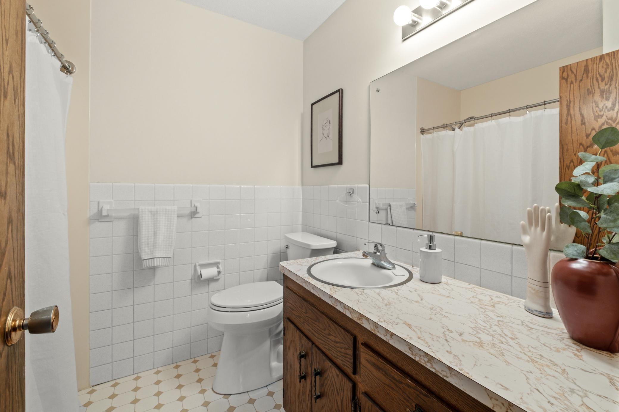 Main Bathroom