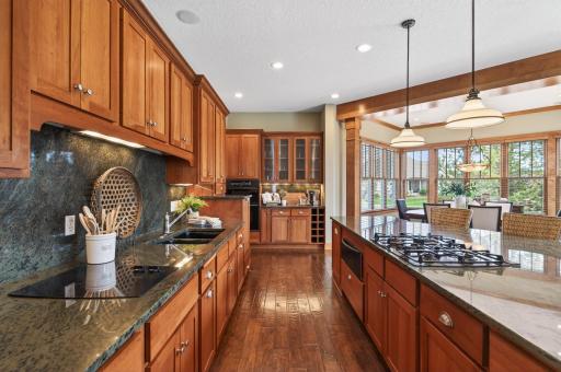 Versatile Cooking Suite; Equipped with multiple cooking options, this chef-inspired space is tailored for everything from precision baking to high-heat searing, offering the flexibility to master any recipe