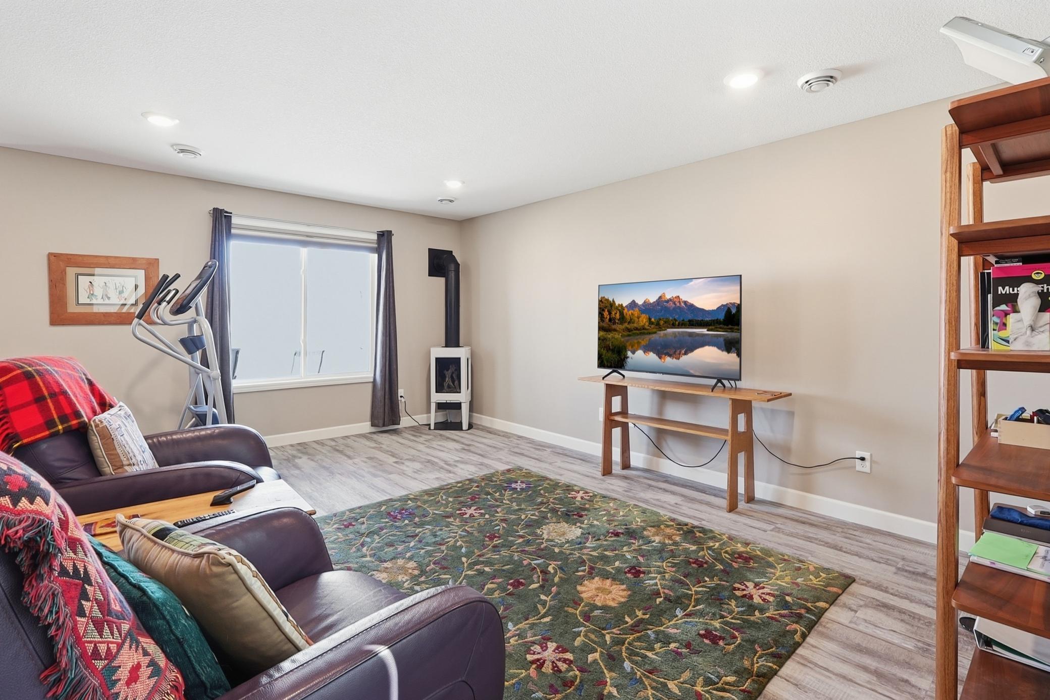 Basement Family Room w/ Fireplace