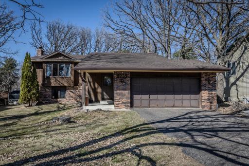 225 106th Avenue NW, Minneapolis, MN 55448
