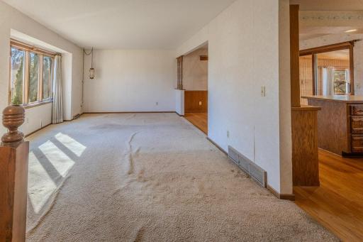 225 106th Avenue NW, Minneapolis, MN 55448