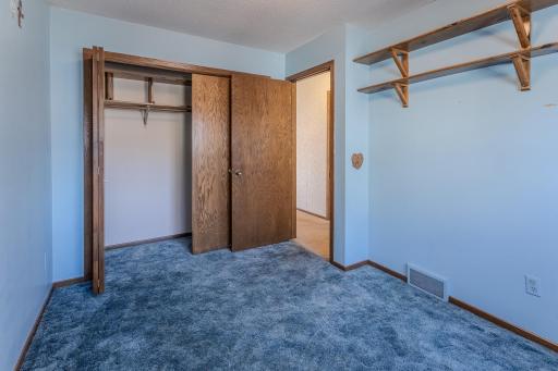 225 106th Avenue NW, Minneapolis, MN 55448