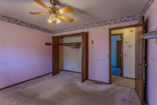 225 106th Avenue NW, Minneapolis, MN 55448