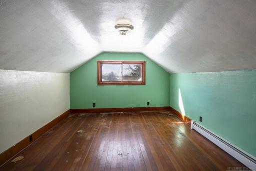 1083 Charlotte Street, Hammond, WI 54015