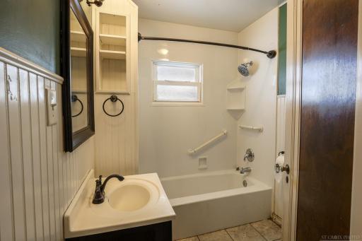 1083 Charlotte Street, Hammond, WI 54015