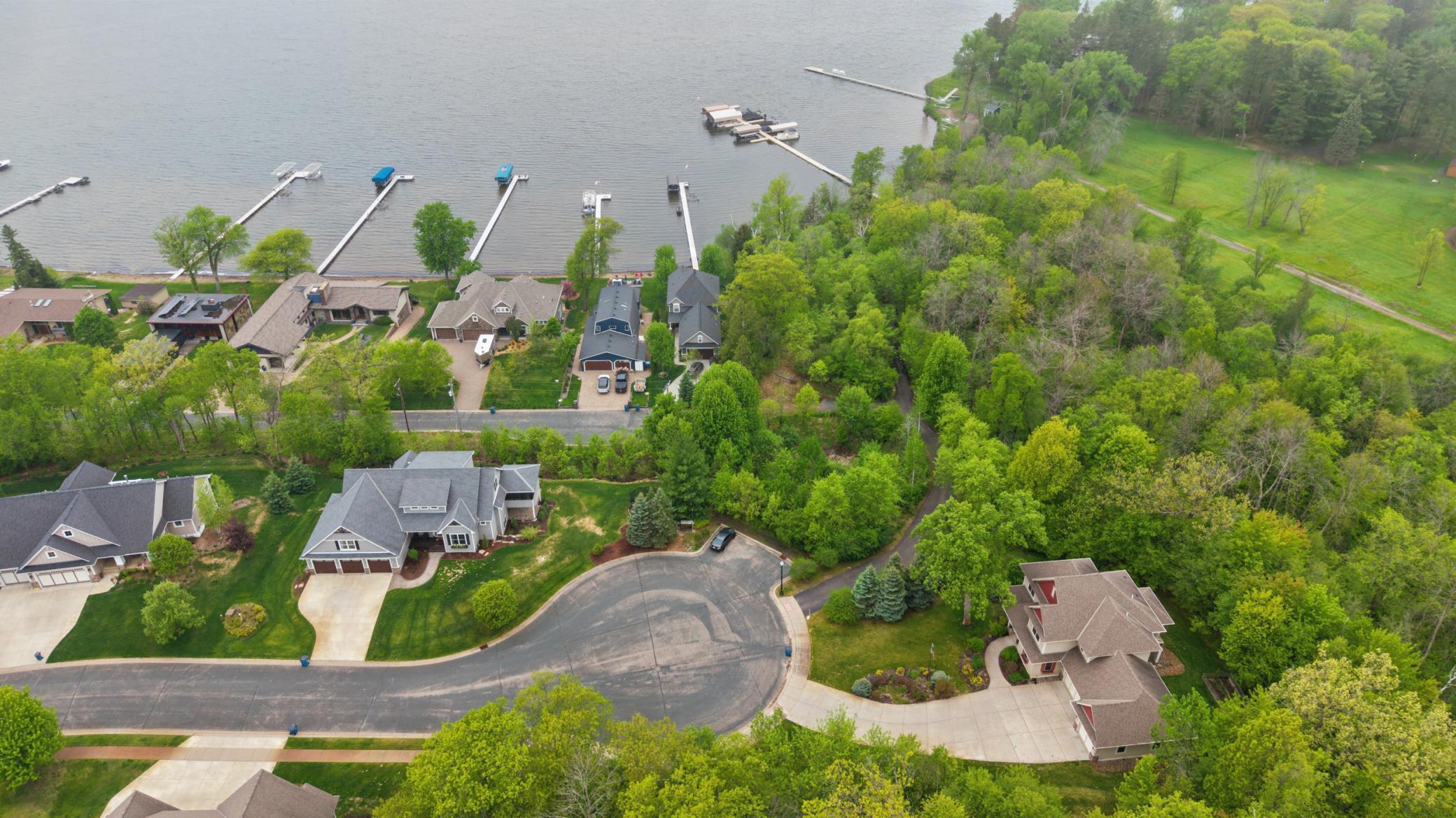 210XX Karoline Ct N - Cul De Sac, Lakeside Community