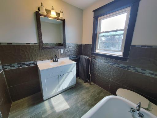 3/4 Bath Upper Level