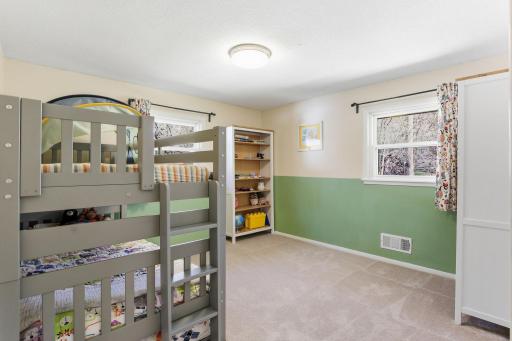 1082 Prior Avenue S, Saint Paul, MN 55116