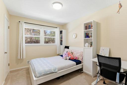 1082 Prior Avenue S, Saint Paul, MN 55116