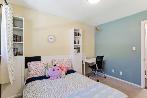 1082 Prior Avenue S, Saint Paul, MN 55116
