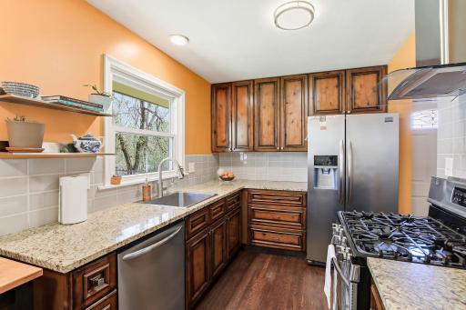 1082 Prior Avenue S, Saint Paul, MN 55116