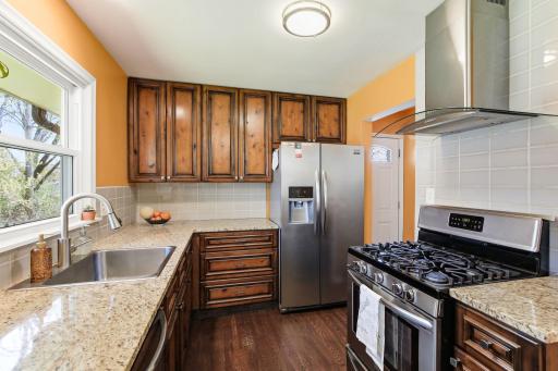 1082 Prior Avenue S, Saint Paul, MN 55116