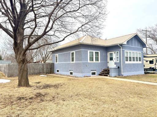 806 Ring Avenue N, Canby, MN 56220