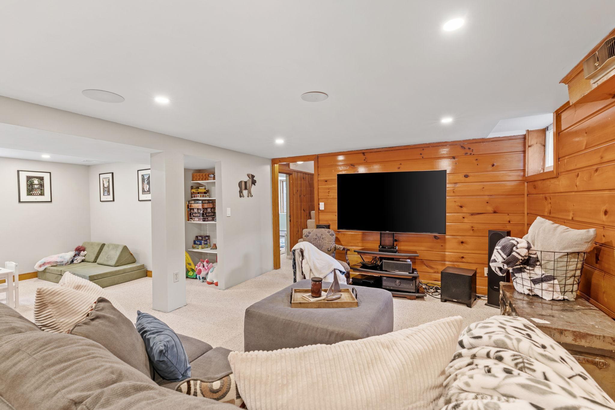 Perfect spot for movie nights