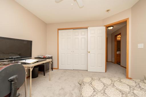 3rd bedroom (upper level)