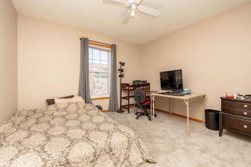 3rd bedroom (upper level)