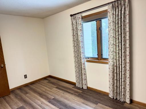 Laundry/Office/Flex room