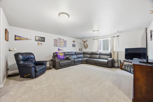 2581 66th Avenue S, Fargo, ND 58104