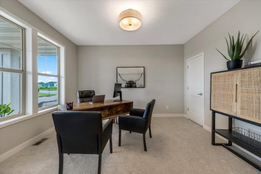 17755 Ellsworth Drive, Lakeville, MN 55044