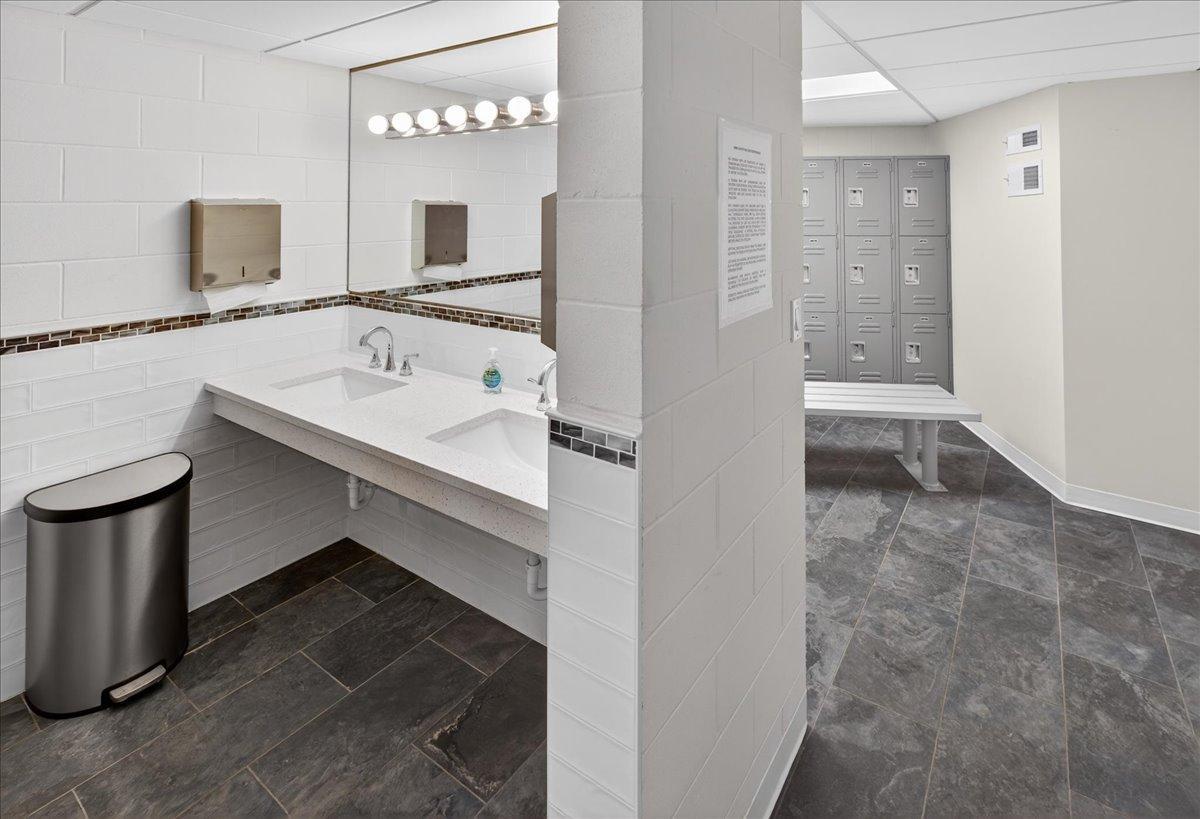 Mens and Womens Locker Rooms