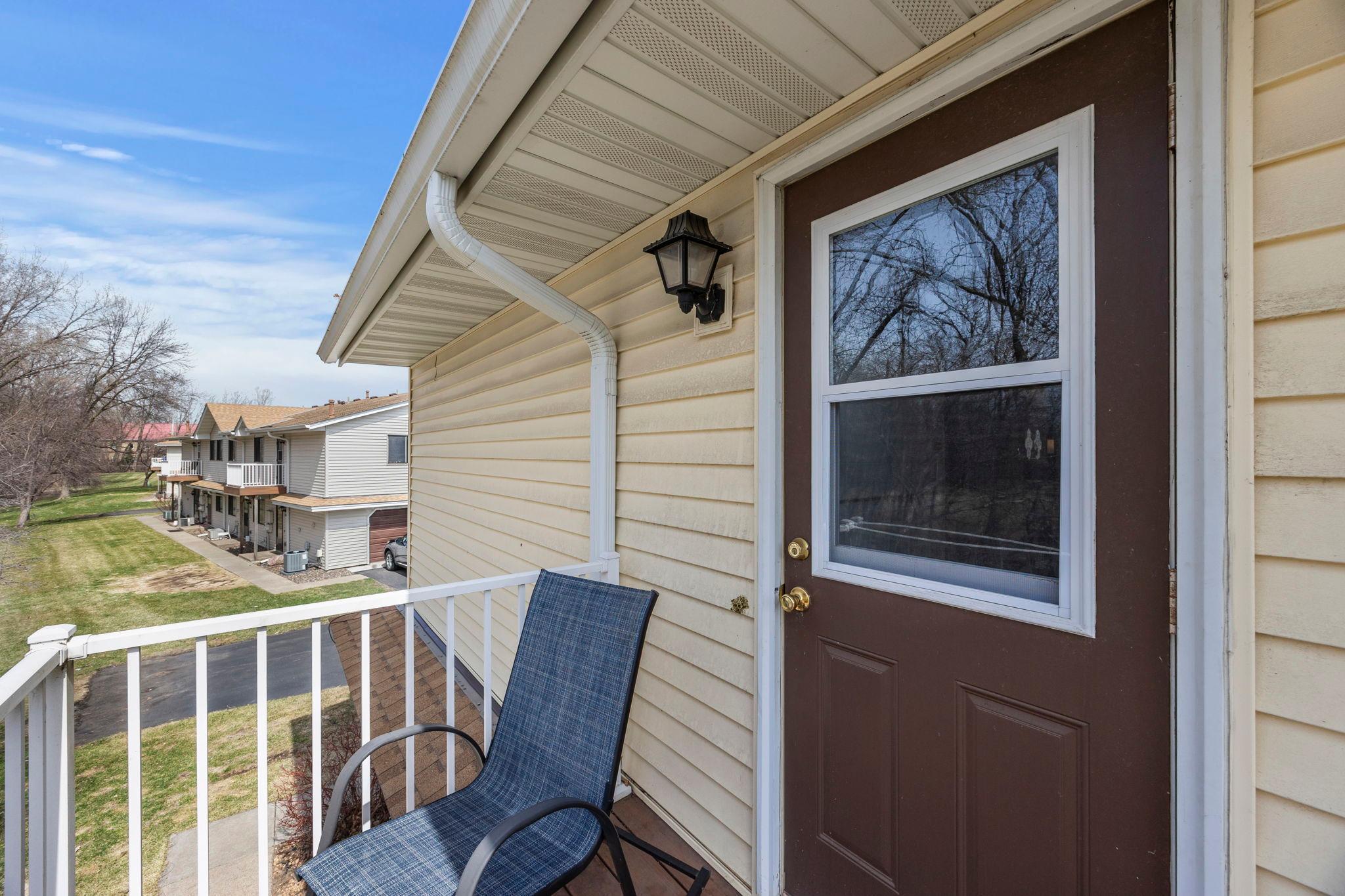 Balcony door off kitchen