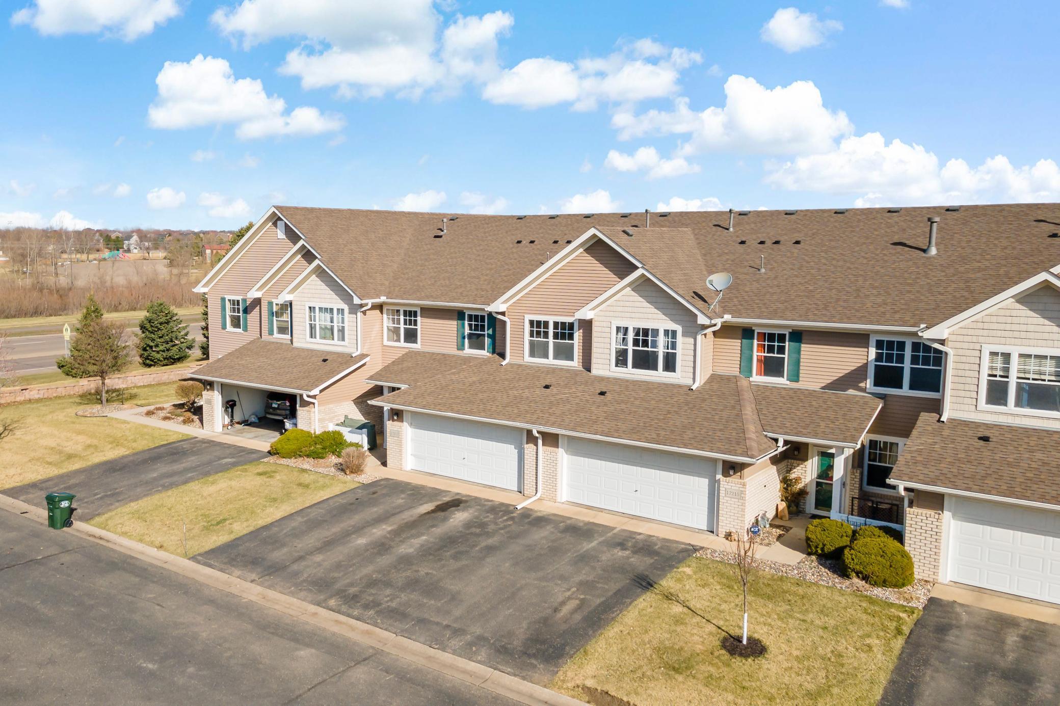 Overhead 17217 Encina Path