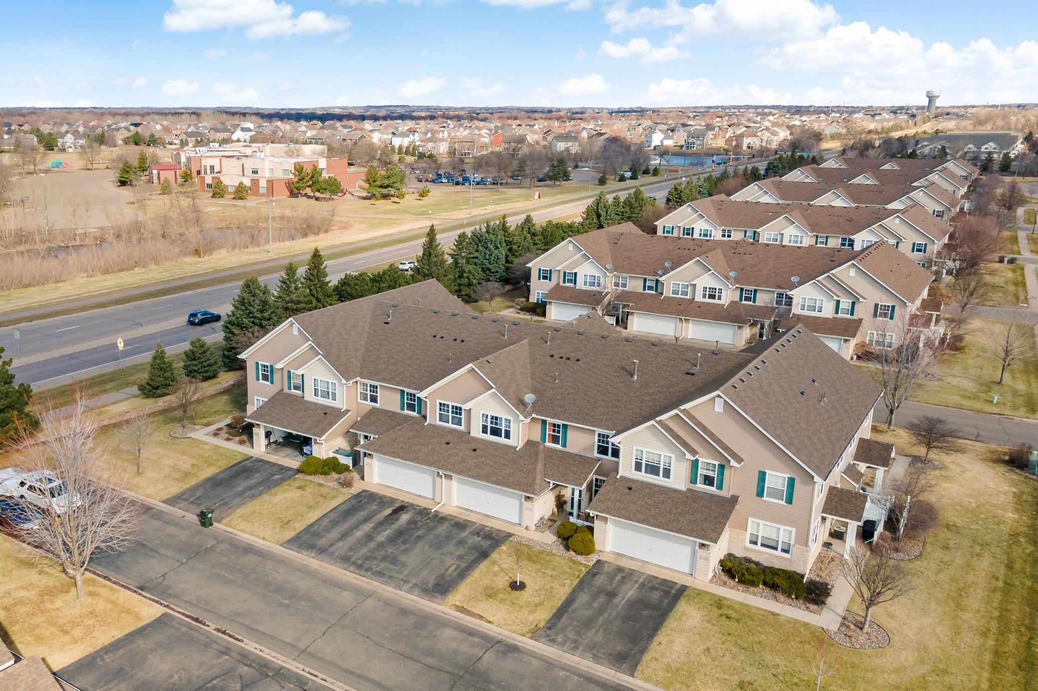 Overhead 17217 Encina Path