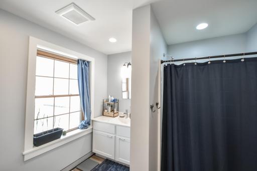 Bathroom in the bungalow/accessory building
