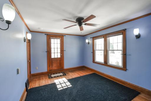 621 1st Avenue SE, Pine Island, MN 55963