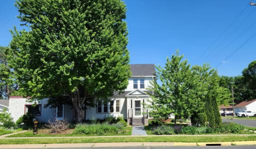 621 1st Avenue SE, Pine Island, MN 55963
