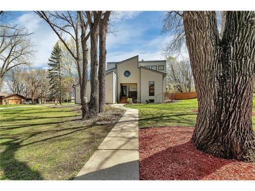 Photo for 2022 Hillcrest Drive, Saint Cloud, MN 56303 - listing #7040871 2022 Hillcrest Drive, Saint Cloud, MN 56303