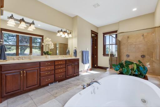 11125 Alameda Avenue, Inver Grove Heights, MN 55077