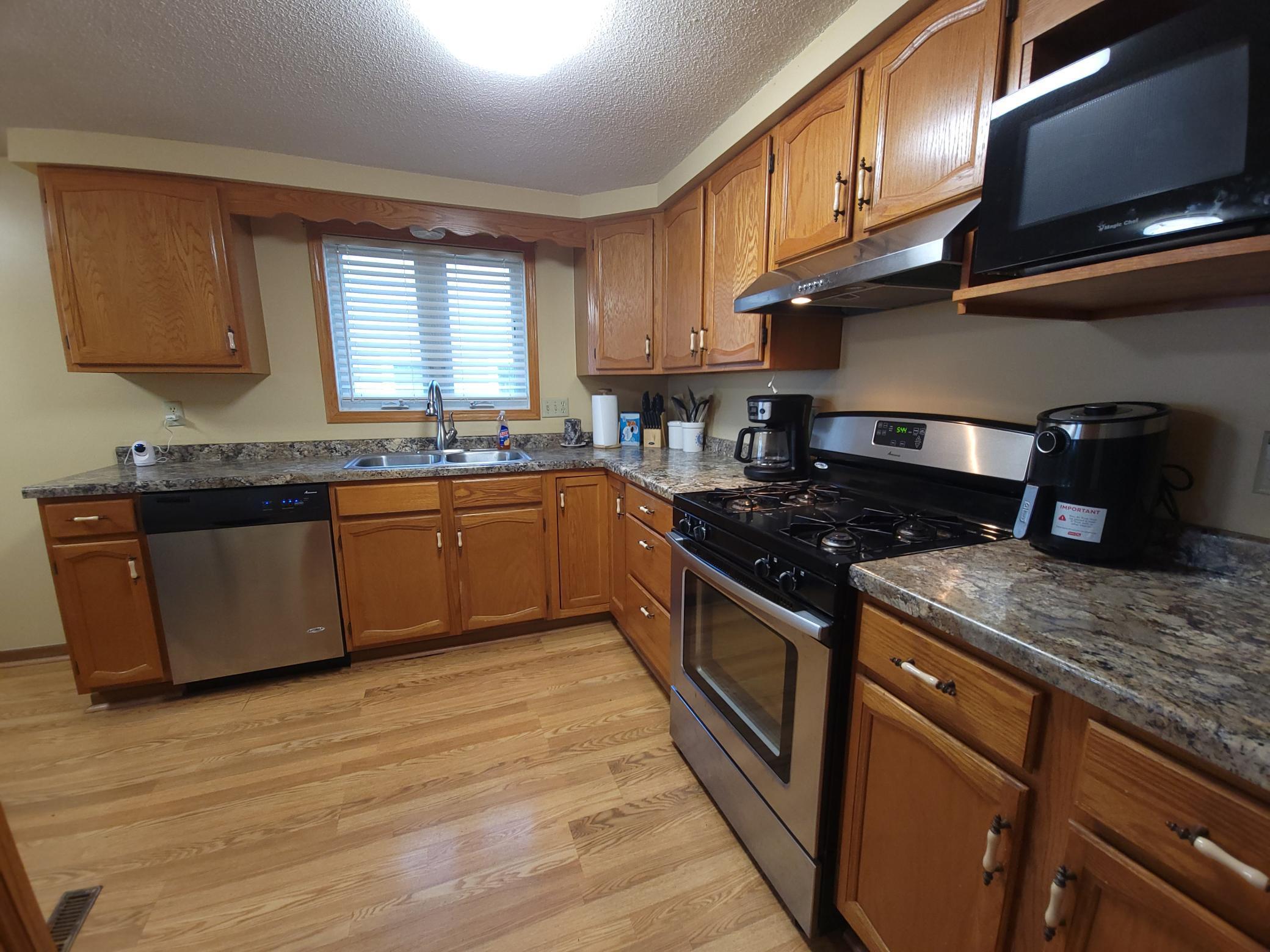 Kitchen- Updated Appliances