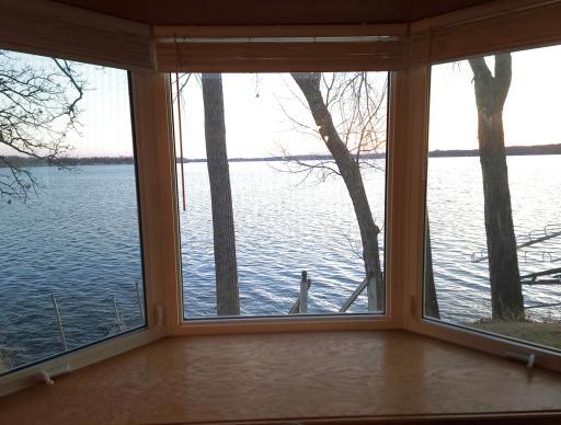 Bay Window Lake View