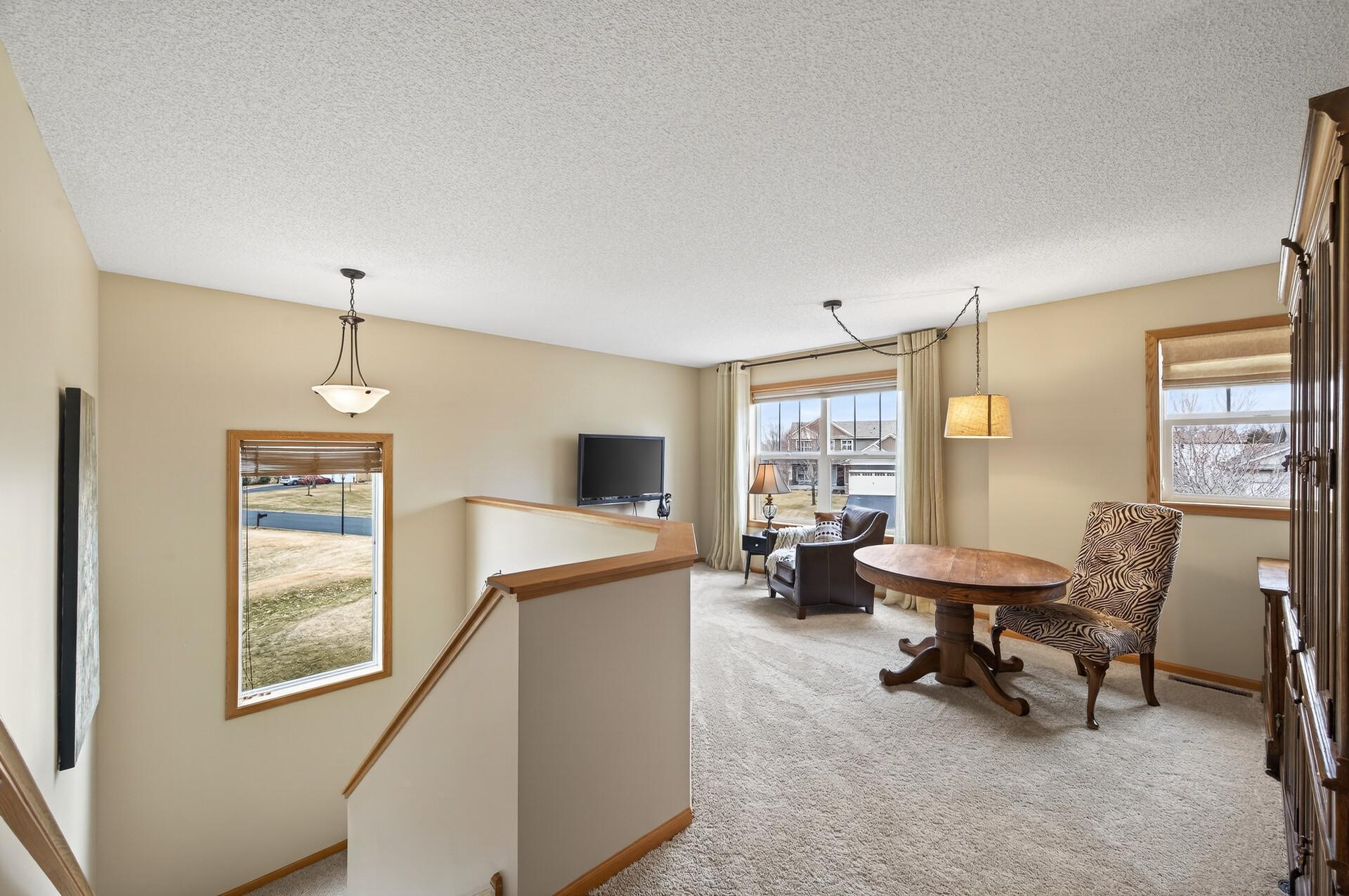 Sitting room (upper level)