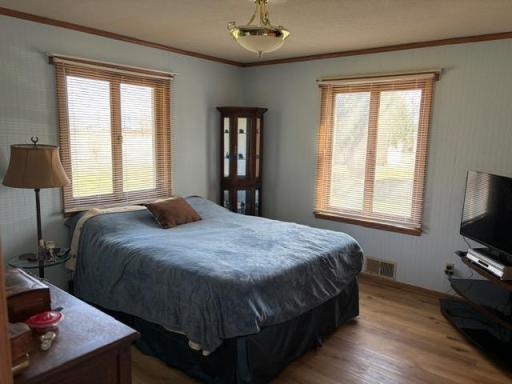 607 1st Street NE, Buffalo, MN 55313