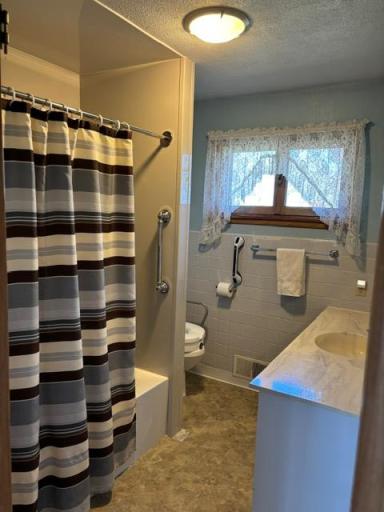 607 1st Street NE, Buffalo, MN 55313