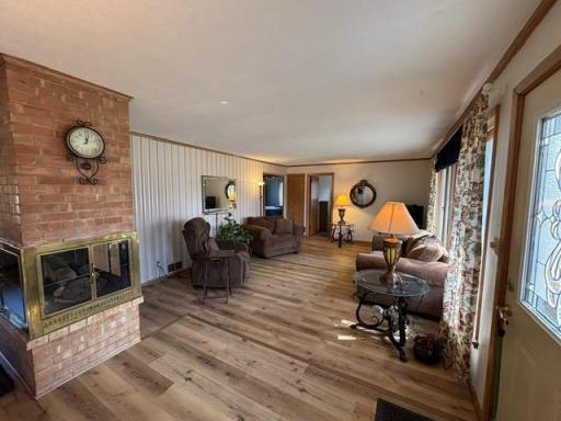 607 1st Street NE, Buffalo, MN 55313