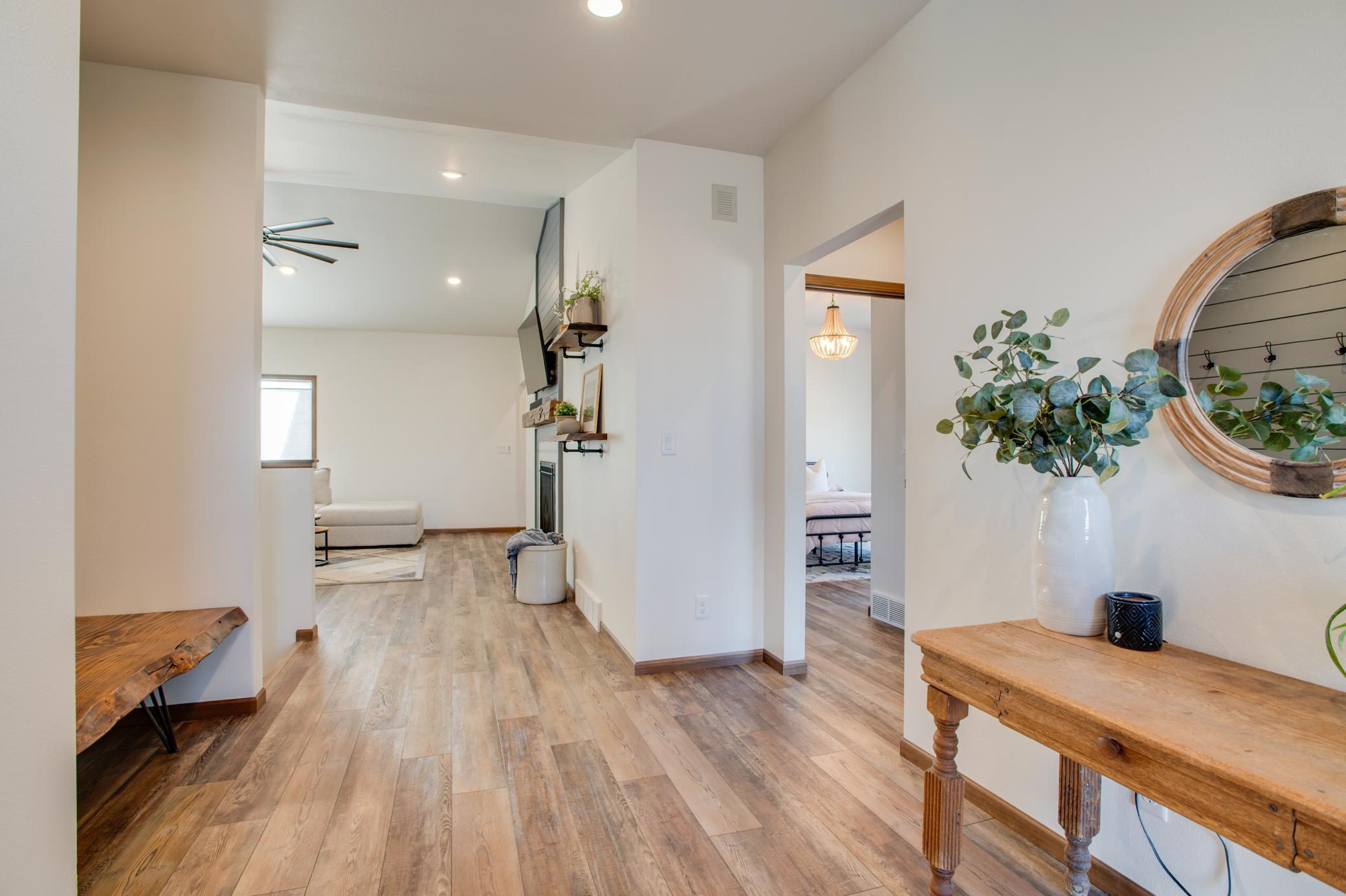 4752_38th_AVE_N-7.jpg