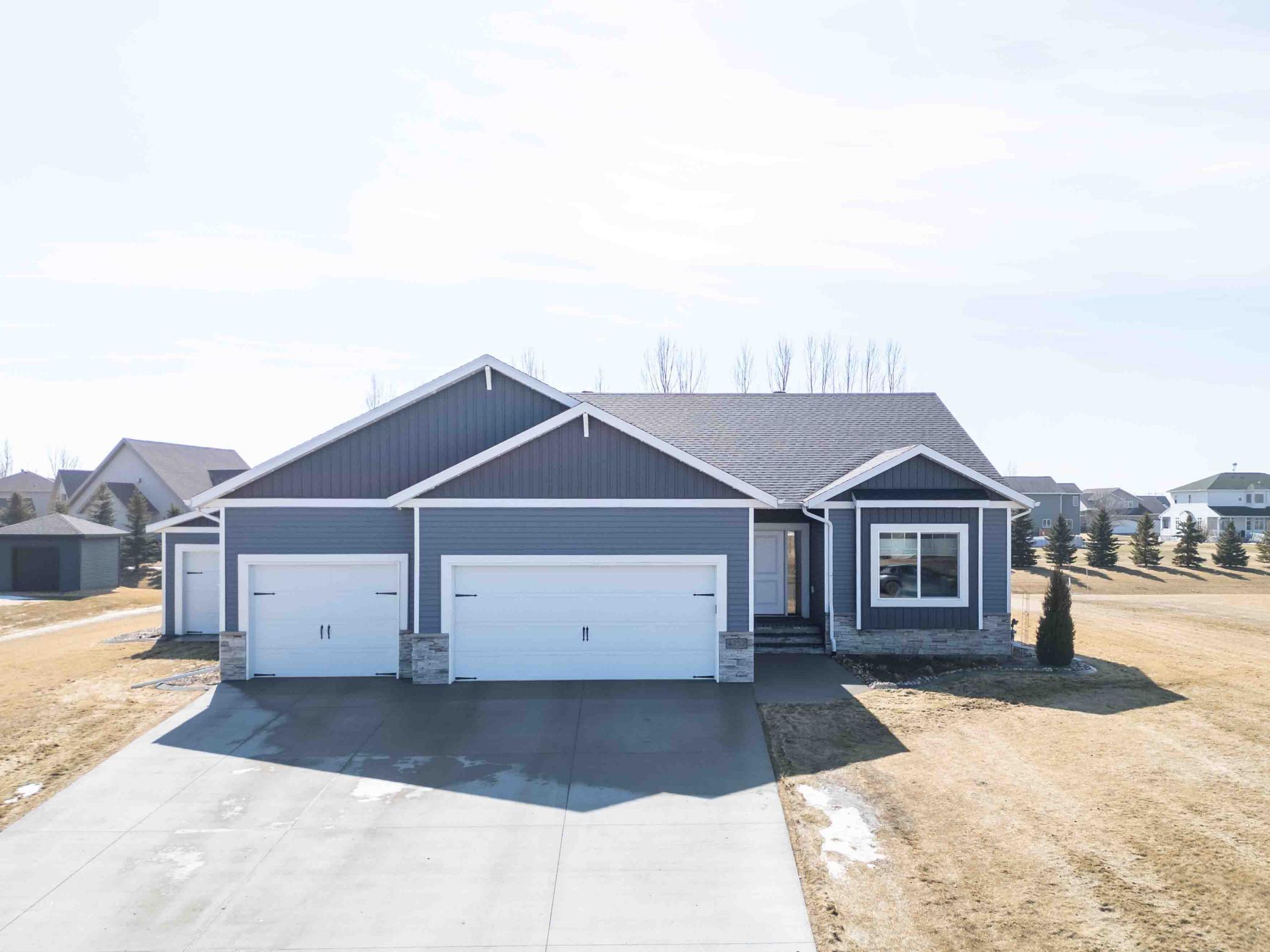 4752 38 Ave N Reiles acres_Drone-1.JPG
