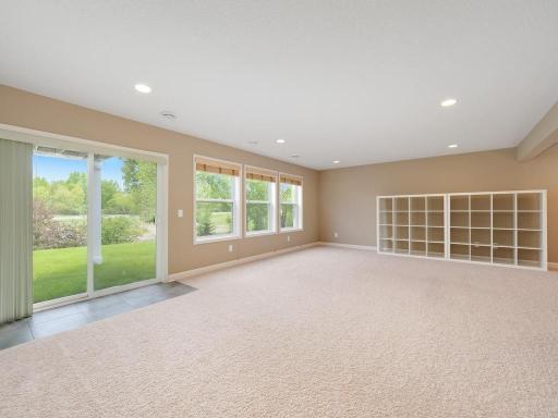 6035 Quantico Lane N, Plymouth, MN 55446