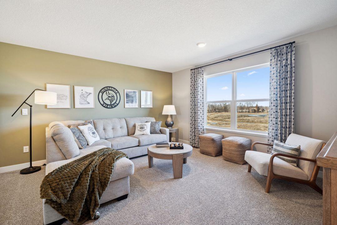 Upper level loft area.