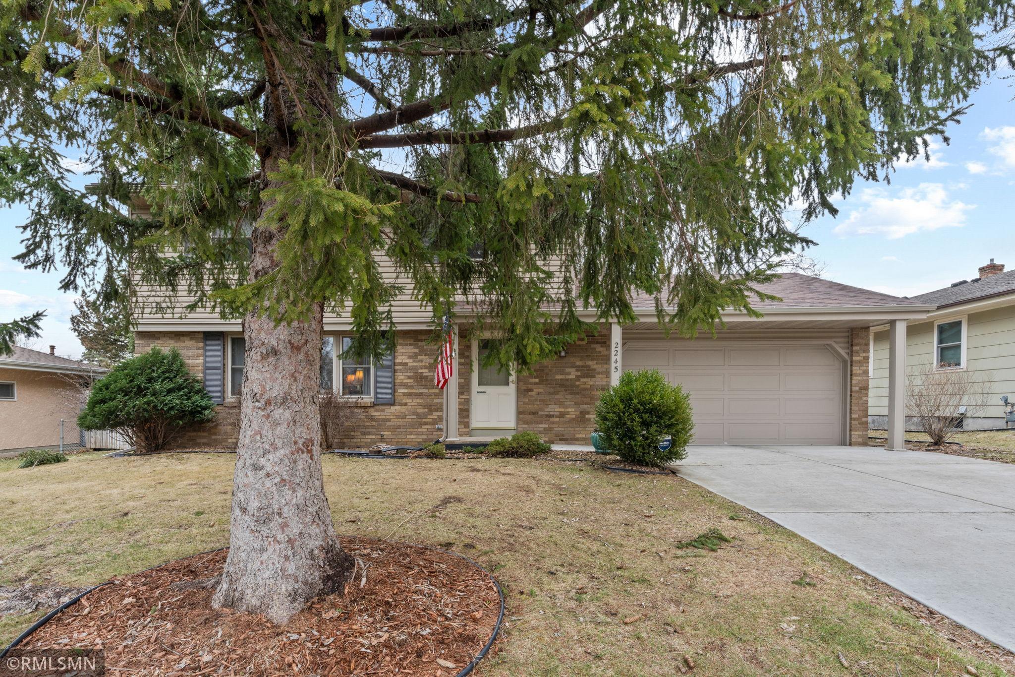 4-web-or-mls-2245 Maple Ln E-4.jpg